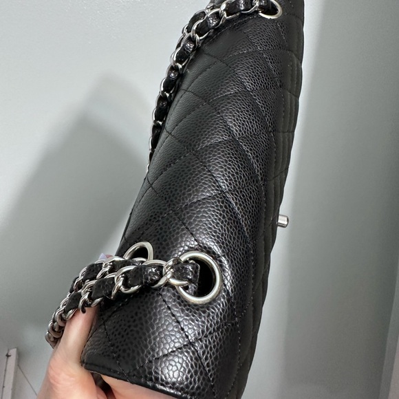 Chanel classic black caviar medium double flap w silver hw - Picture 15 of 17